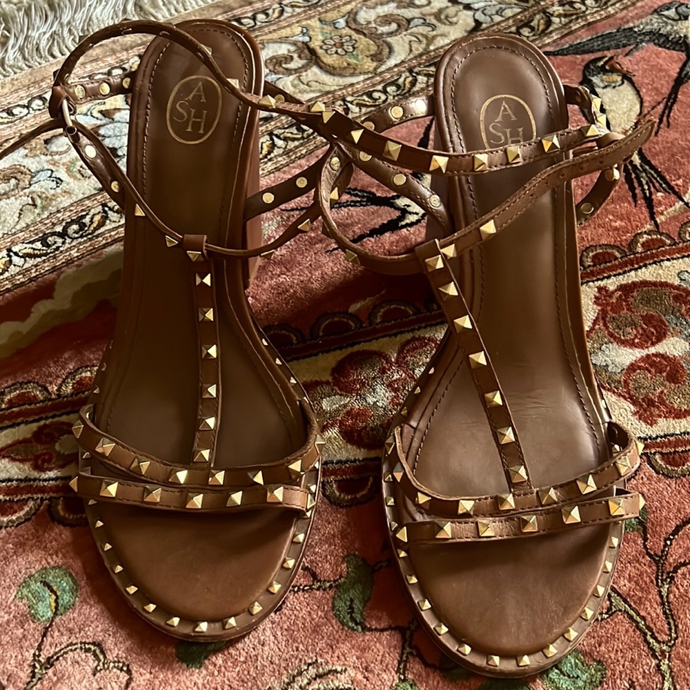 Ash sandals very comfortable heels 4” great condition